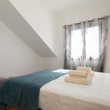 Margot By Rent-a-key Caniço