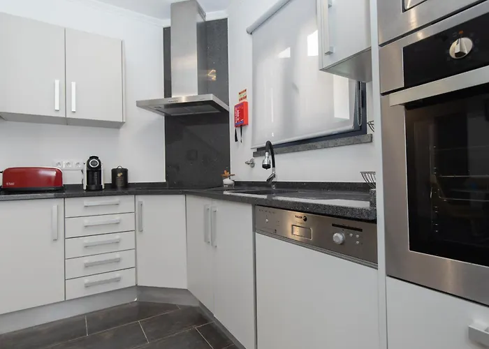 Margot By Rent-a-key Caniço