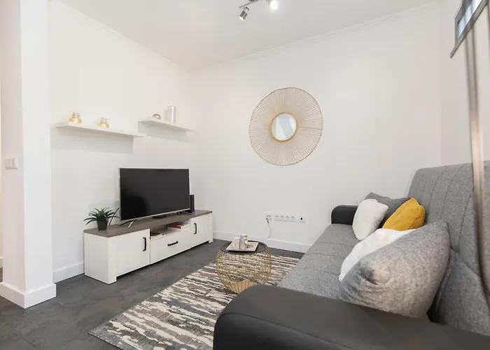 Margot By Rent-a-key Caniço