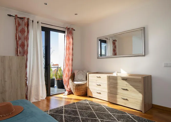 Margot By Rent-a-key Casa de Férias